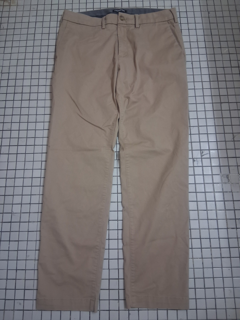 Express 31X30 Men's Khaki Straight Chinos